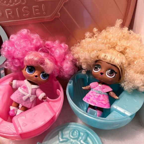 Kids Girls Toy Gold Glitter LOL Surprise Round Case with Dolls & RARE Accessorie - Picture 7 of 10